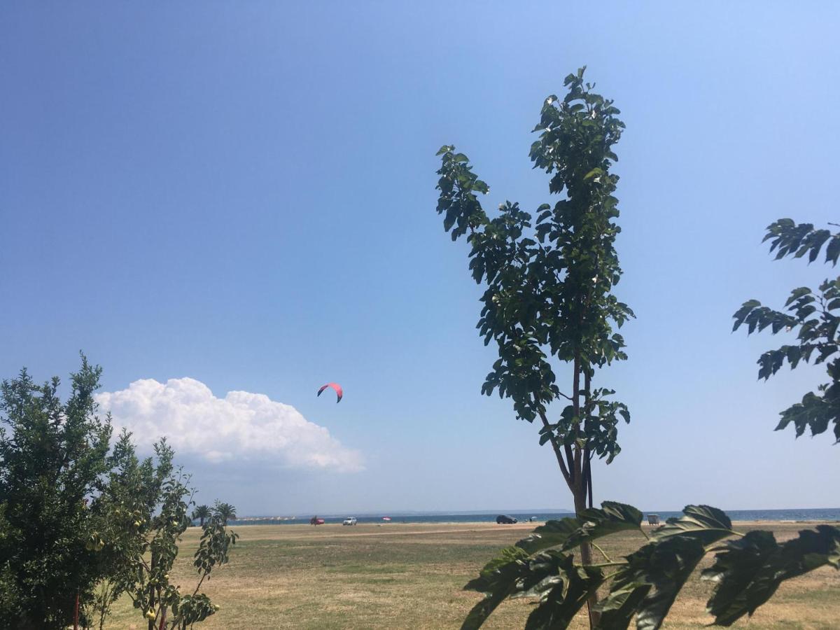See To Sea Apartments Paralia Dionysiou Buitenkant foto