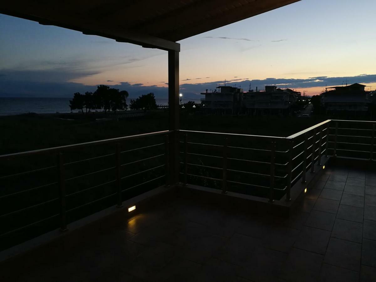 See To Sea Apartments Paralia Dionysiou Buitenkant foto