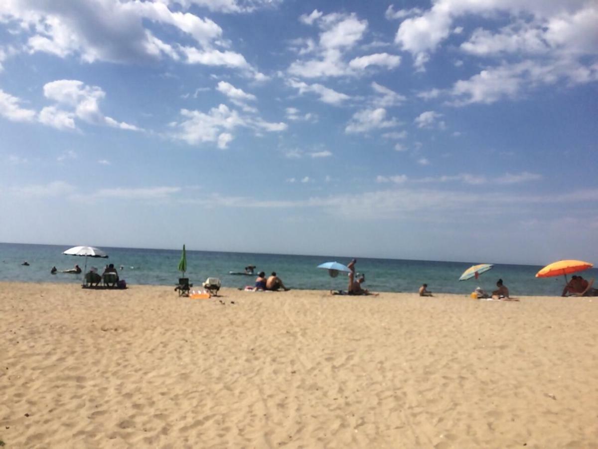 See To Sea Apartments Paralia Dionysiou Buitenkant foto