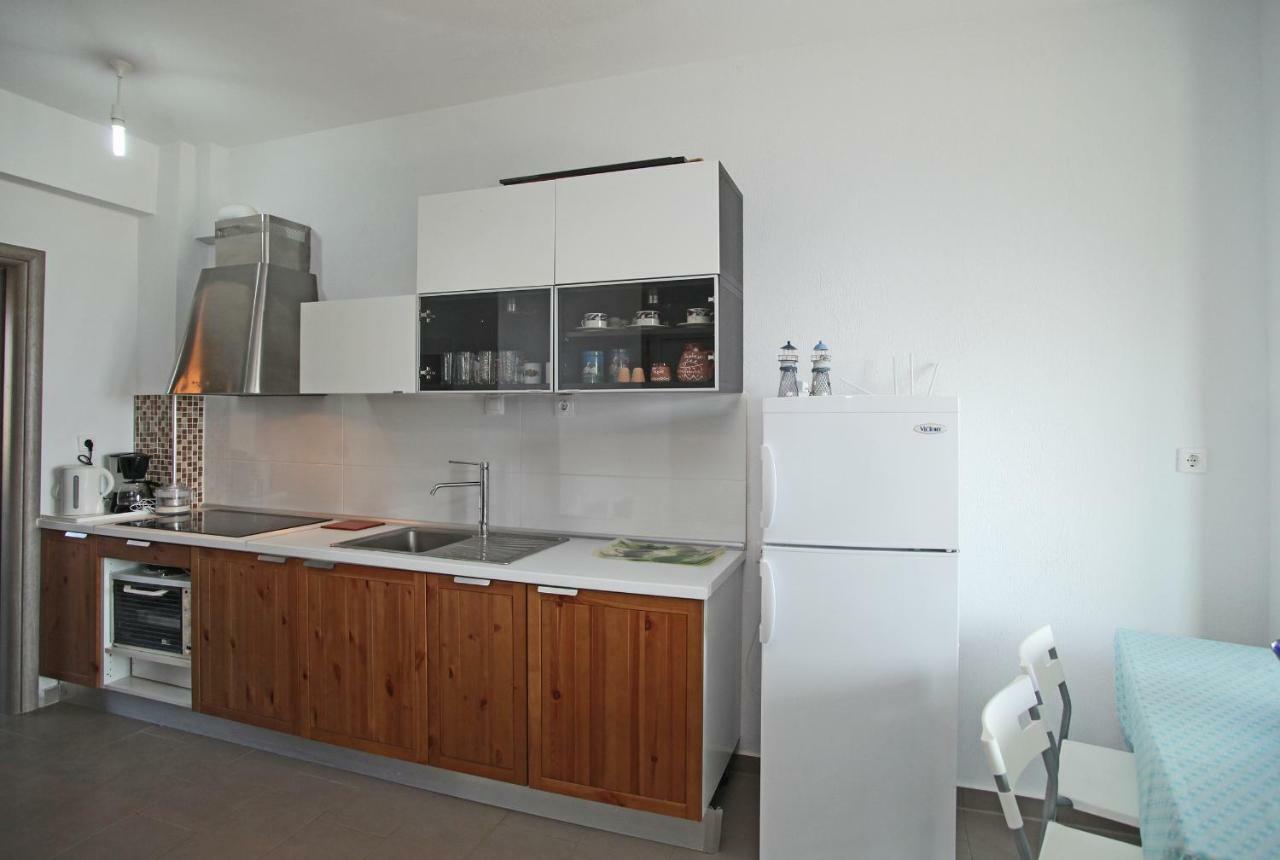 See To Sea Apartments Paralia Dionysiou Buitenkant foto