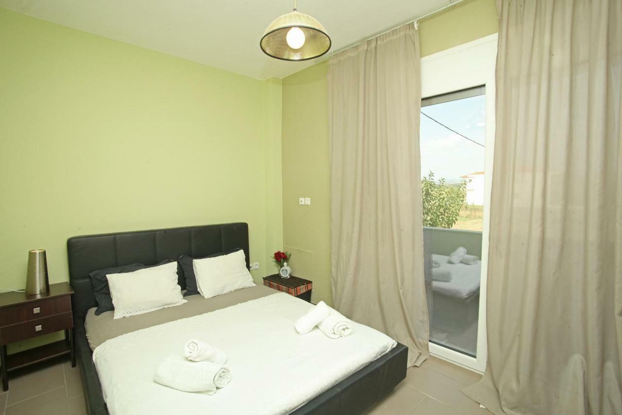 See To Sea Apartments Paralia Dionysiou Buitenkant foto