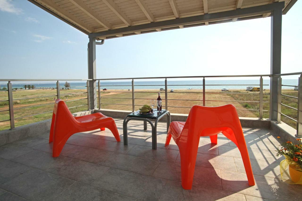 See To Sea Apartments Paralia Dionysiou Buitenkant foto
